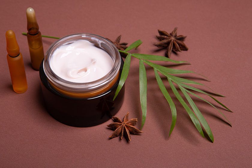 What Is a Hair Masque? Benefits, Usage & Tips 2 What Is a Hair Masque